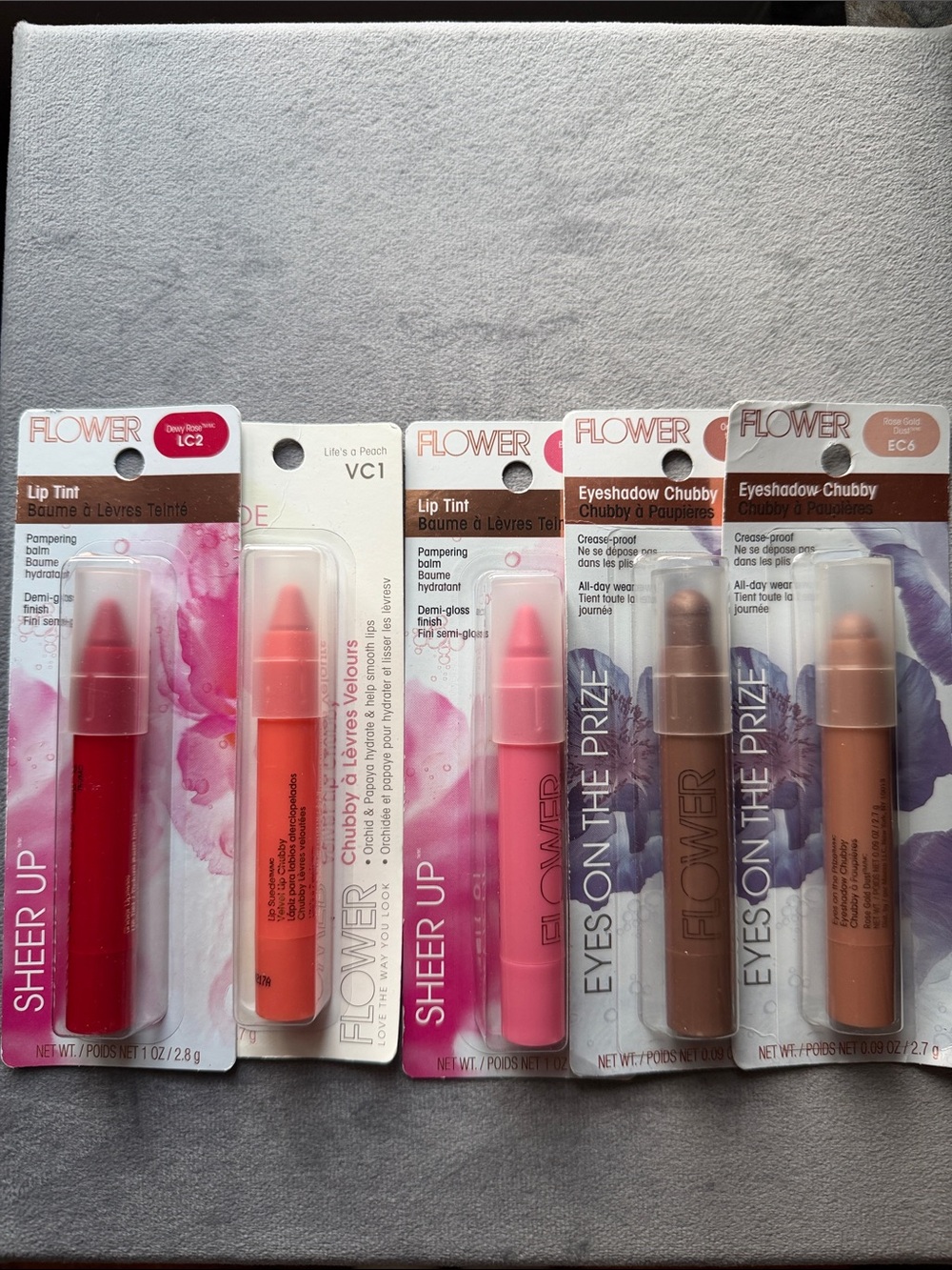 8 FLOWER Chubby Lip & Eyeshadow Tint Set in Pink, Coral, Red, Brown